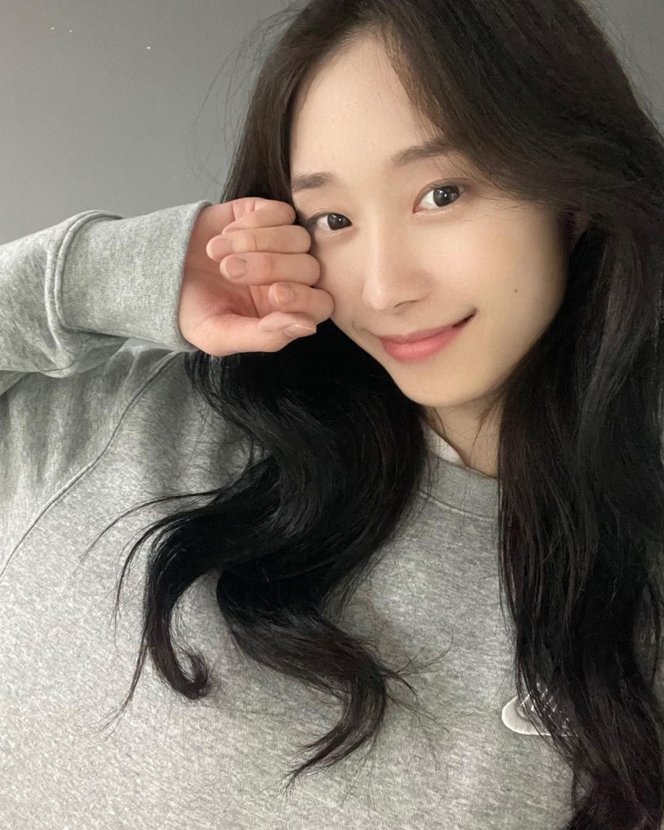 시그니처(cignature) 채솔, 아침이 오는 소리에 잠에서 깨도 '굴욕 없는 여신 미모'