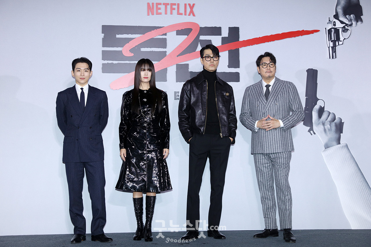 [덕샷] 백감독과 출연진, '독전2'의 얼굴들 한자리에