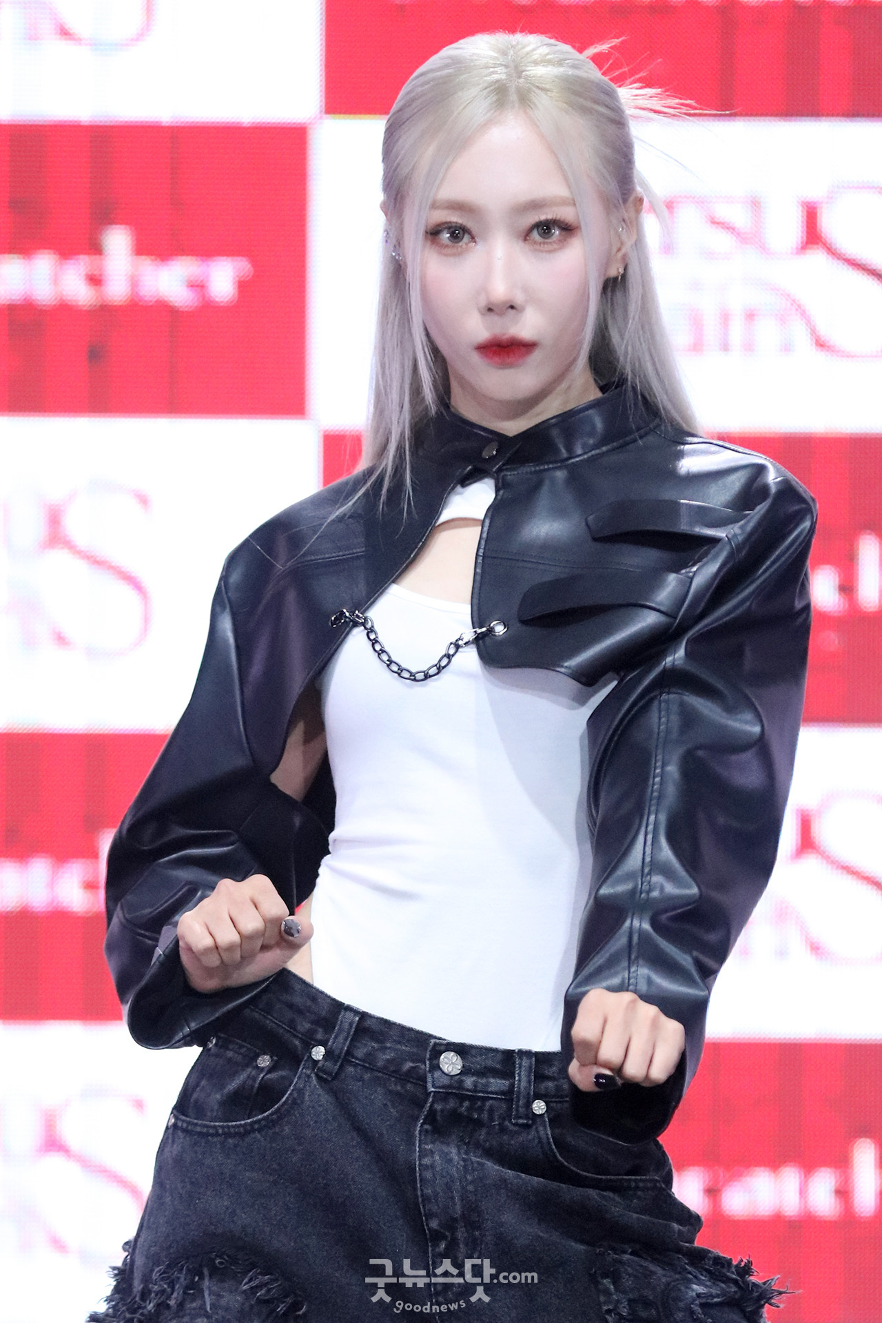 [덕샷] 한동, 역대급 비주얼 뽐내며