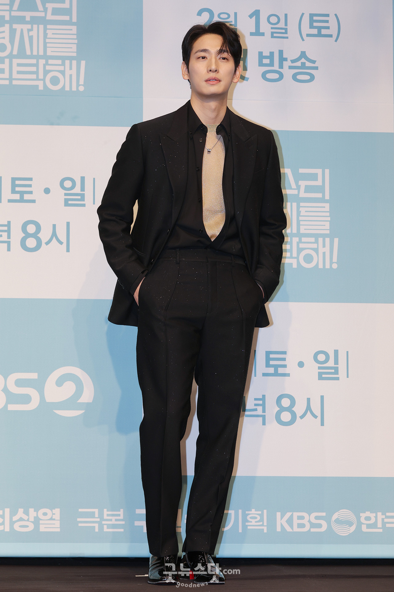 [덕샷] 윤박, 수려한 비얼