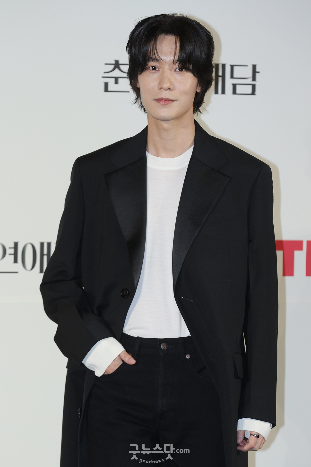 [덕샷] 장률, 여심 사로잡는 시선