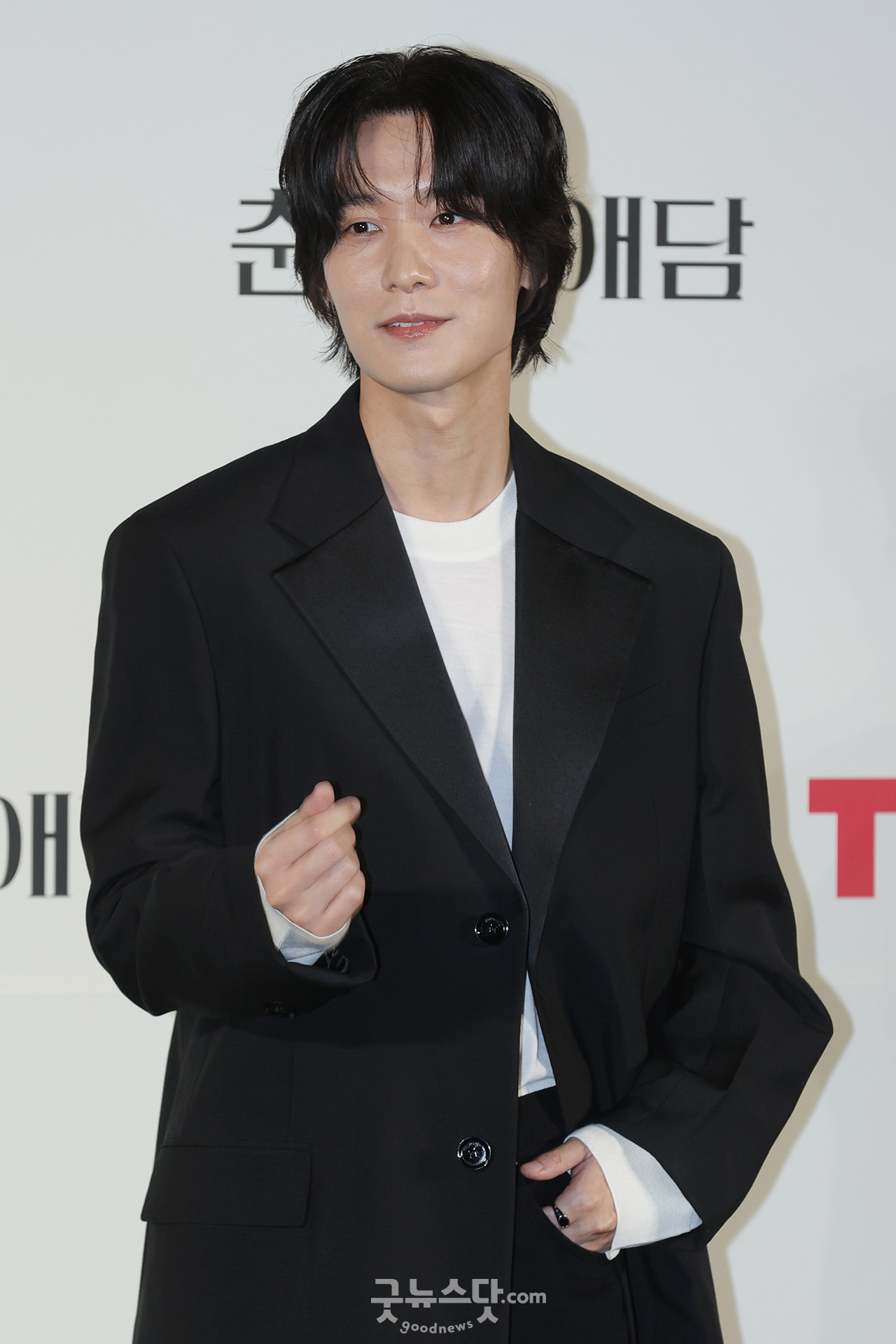[덕샷] 장률, 여심 사로잡는 시선