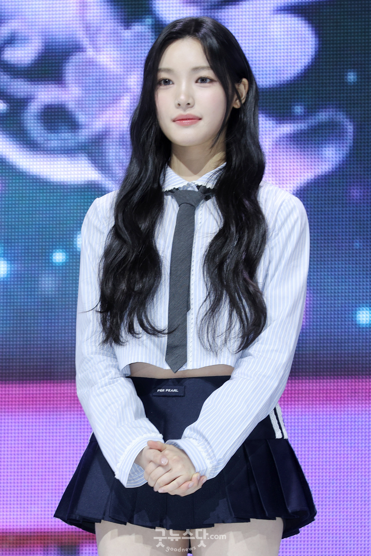 [덕샷] 하츠투하츠 유하, 만화 찢고 나온 미모