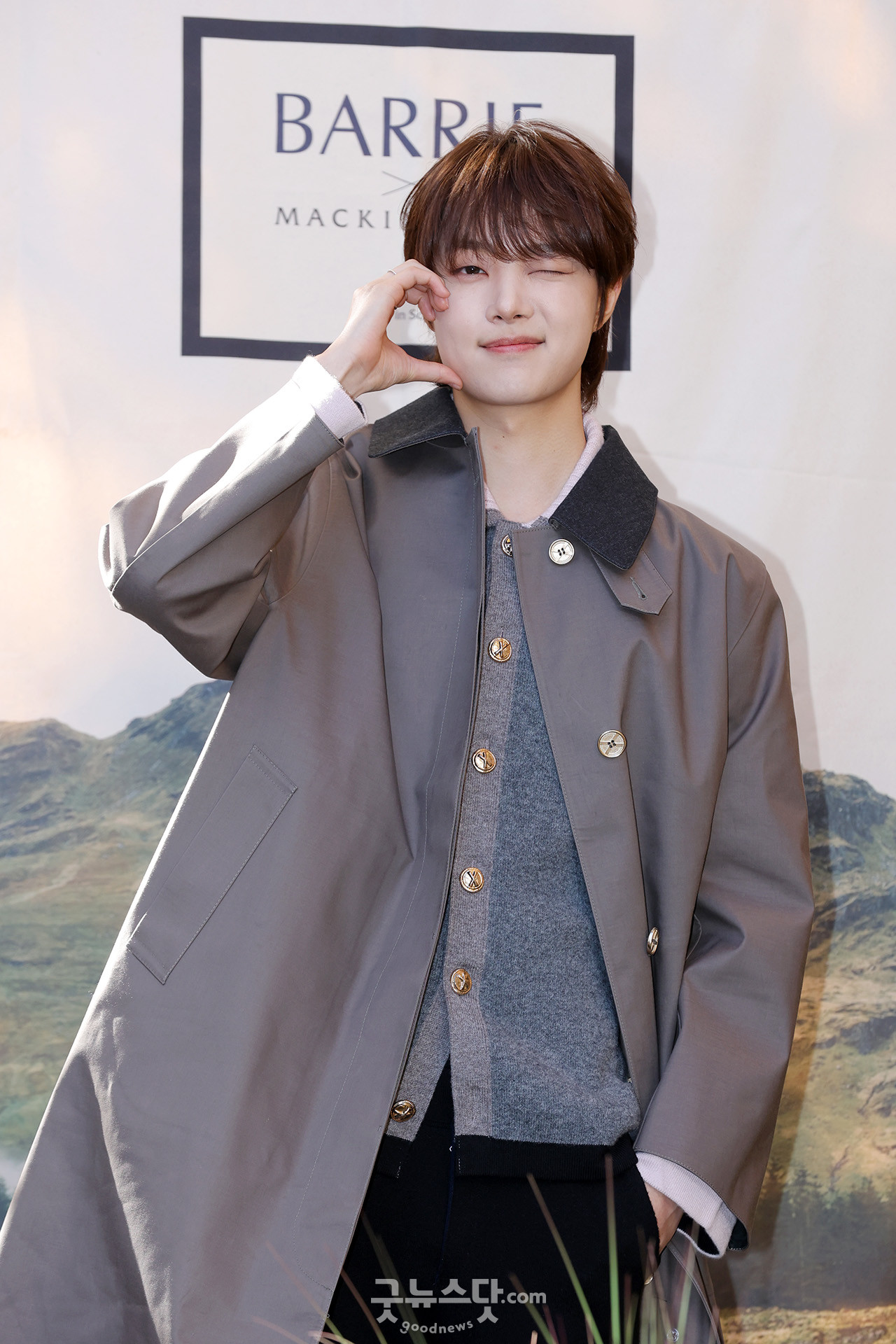 [덕샷] 앤팀 의주, 압도적인 잘생김